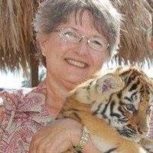 Meet your Posher, Linda